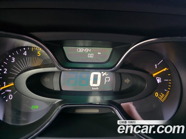 Renault Korea QM3 RE 2014 — фото 8
