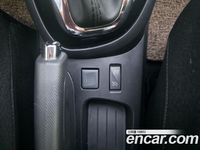 Renault Korea QM3 RE 2014 — фото 17