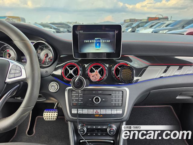 Mercedes-Benz GLA-Class (X156) GLA45 AMG 4MATIC 2019 — фото 15