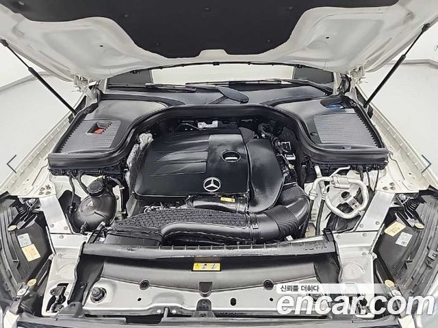 Mercedes-Benz GLC-Class (X253) GLC300 4MATIC 2020 — фото 5