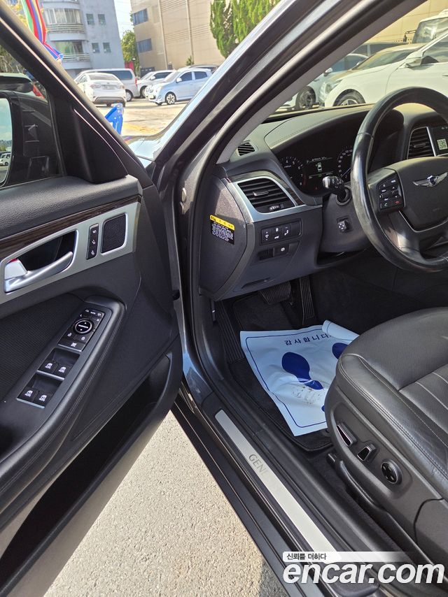 Genesis G80 3.3 GDI Luxury 2018 — фото 16