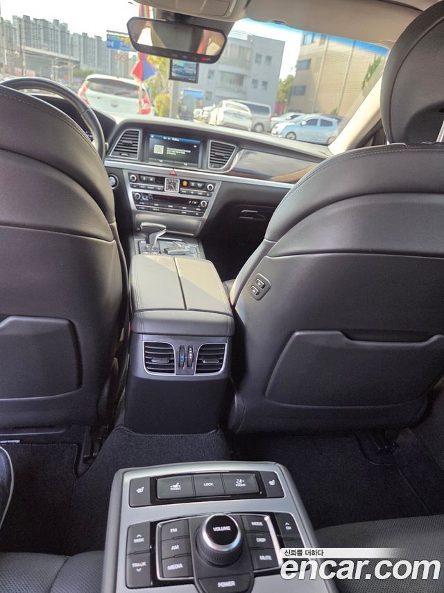 Genesis G80 3.3 GDI Luxury 2018 — фото 21