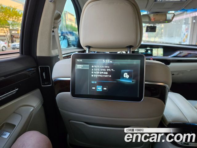 Genesis EQ900 3.8 GDI AWD Prestige 2016 — фото 11
