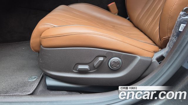 Genesis G80 (RG3) Gasoline 2.5 Turbo AWD 2023 — фото 35