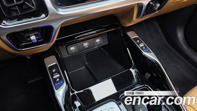 Kia Sorento (IV) Gasoline 2.5T 4WD Noblesse 2023 — фото 18