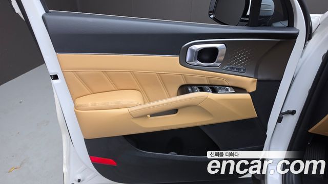 Kia Sorento (IV) Gasoline 2.5T 4WD Noblesse 2023 — фото 24