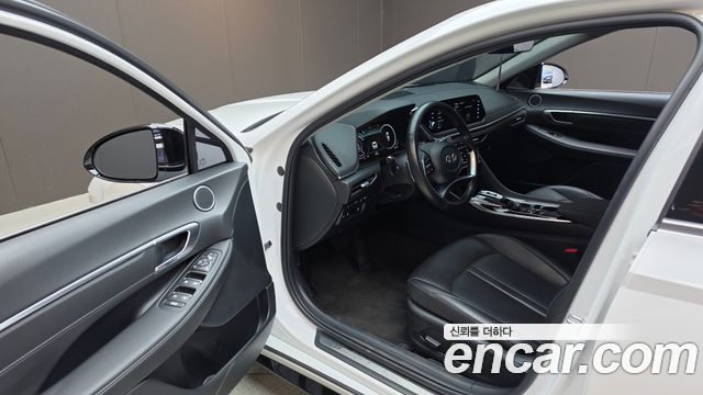 Hyundai Sonata (DN8) 2.0 Premium Plus 2023 — фото 10