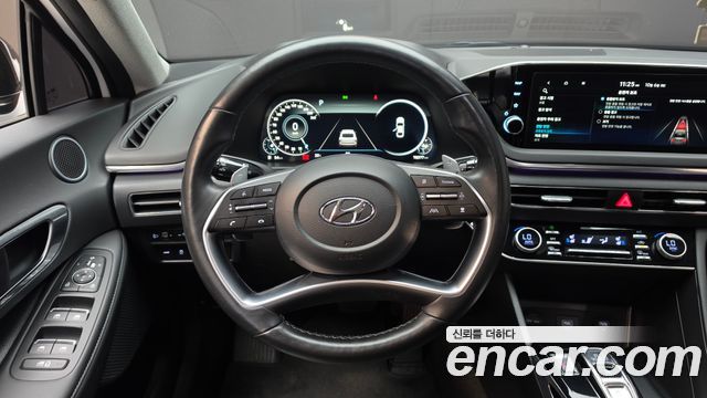 Hyundai Sonata (DN8) 2.0 Premium Plus 2023 — фото 13