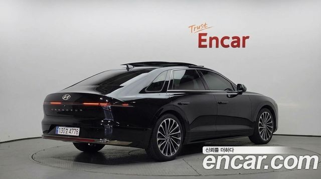 Hyundai Grandeur (GN7) 2,5 Gasoline 2WD Calligraphy 2023 — фото 2