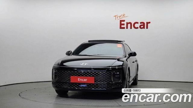 Hyundai Grandeur (GN7) 2,5 Gasoline 2WD Calligraphy 2023 — фото 3