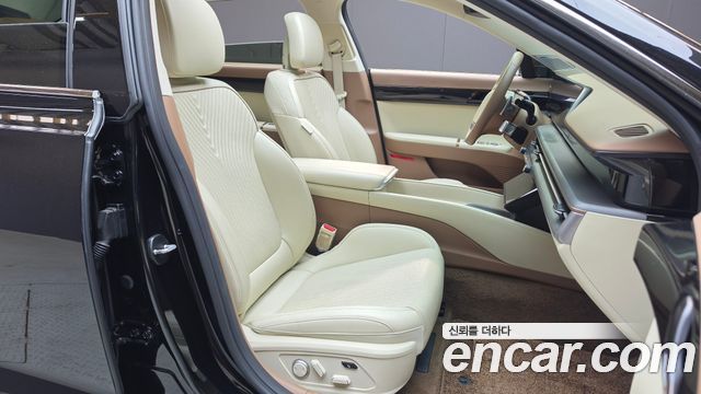 Hyundai Grandeur (GN7) 2,5 Gasoline 2WD Calligraphy 2023 — фото 12