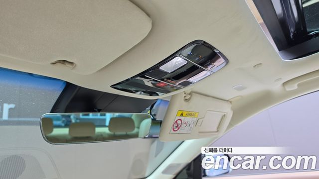 Hyundai Grandeur (GN7) 2,5 Gasoline 2WD Calligraphy 2023 — фото 27