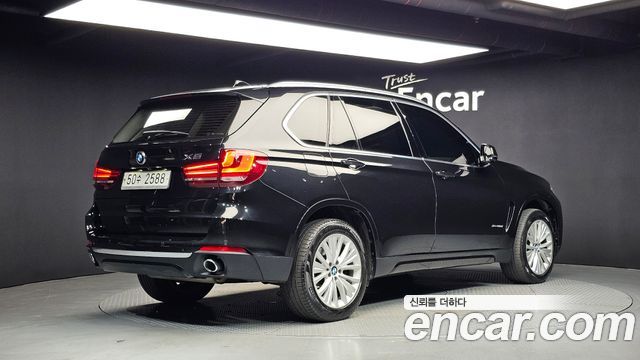 BMW X5 (F15) xDrive 30d 2017 — фото 2