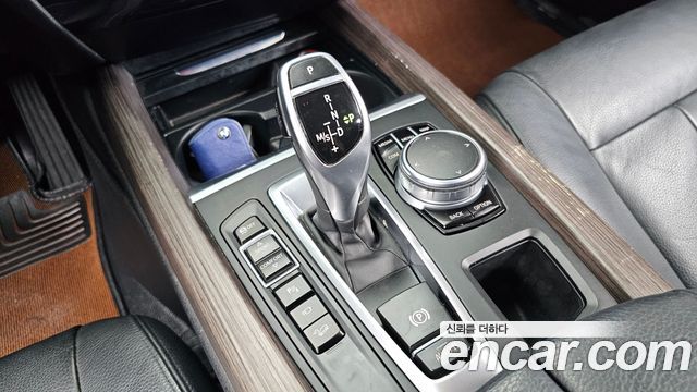 BMW X5 (F15) xDrive 30d 2017 — фото 9