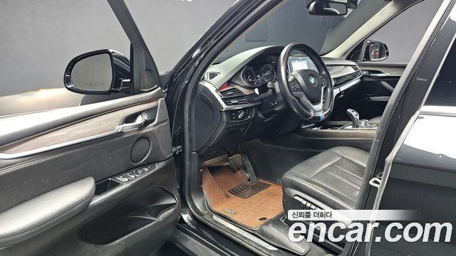 BMW X5 (F15) xDrive 30d 2017 — фото 10