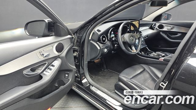 Mercedes-Benz C-Class (W205) C220 d Avantgarde 2017 — фото 10