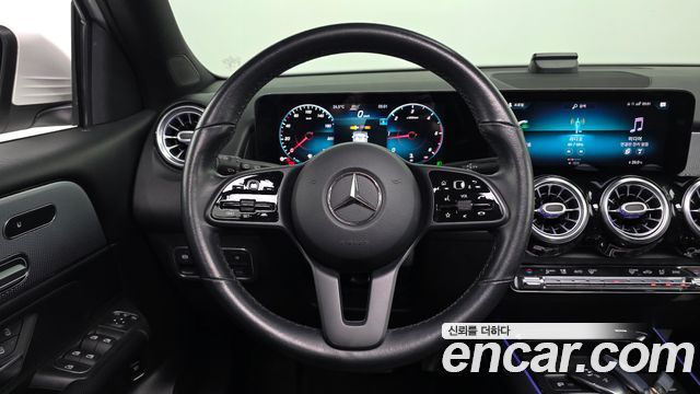 Mercedes-Benz GLB-Class (X247) GLB200 d 2021 — фото 17