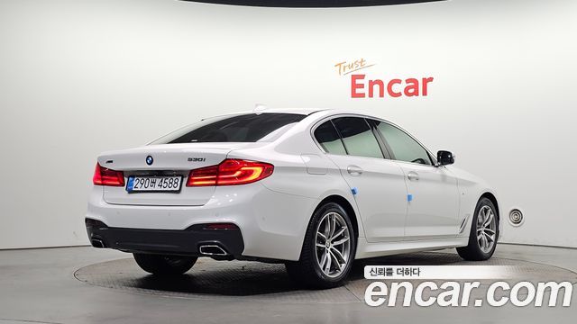 BMW 5 Series (G30) 530i xDrive M Sport Package Plus 2018 — фото 2