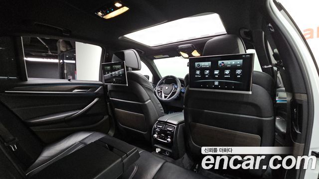 BMW 5 Series (G30) 530i xDrive M Sport Package Plus 2018 — фото 12