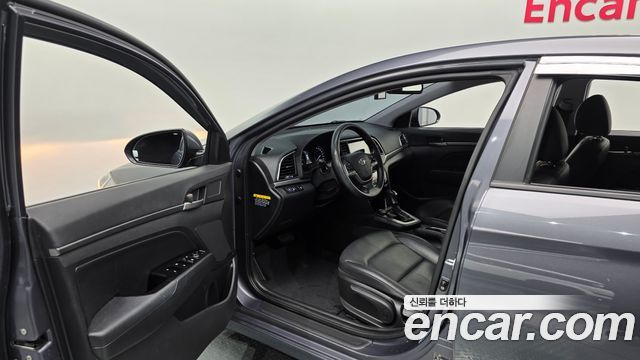 Hyundai Avante (AD) 1.6 GDI Value Plus 2018 — фото 10