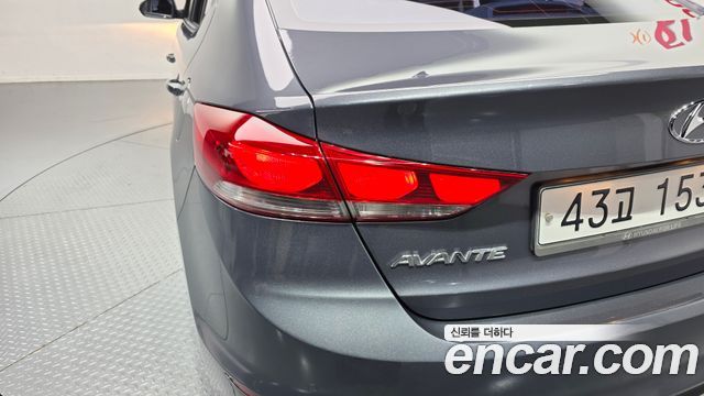Hyundai Avante (AD) 1.6 GDI Value Plus 2018 — фото 29