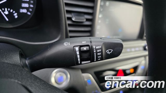 Hyundai Avante (AD) 1.6 GDI Value Plus 2018 — фото 33