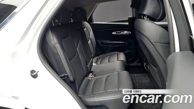 Genesis GV70 2.5T Gasoline 2WD 2024 — фото 12