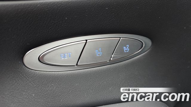 Genesis GV70 2.5T Gasoline 2WD 2024 — фото 28