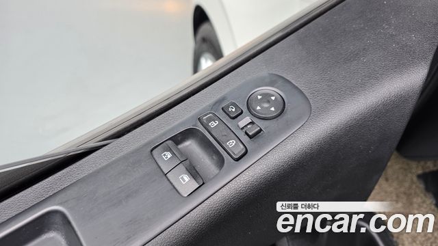 Hyundai Staria Cargo 5-Seater Modern 2022 — фото 22