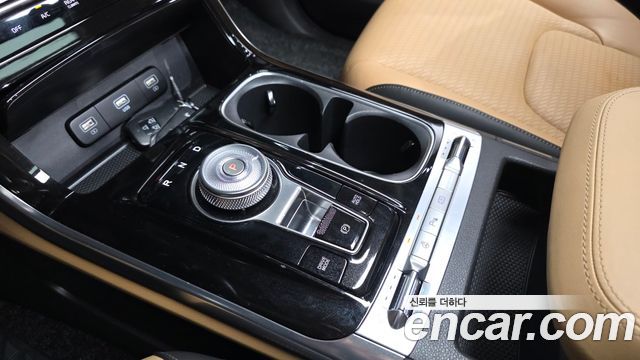 Kia Carnival (IV) Gasoline 7-Seater Signature 2023 — фото 9