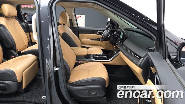 Kia Carnival (IV) Gasoline 7-Seater Signature 2023 — фото 11