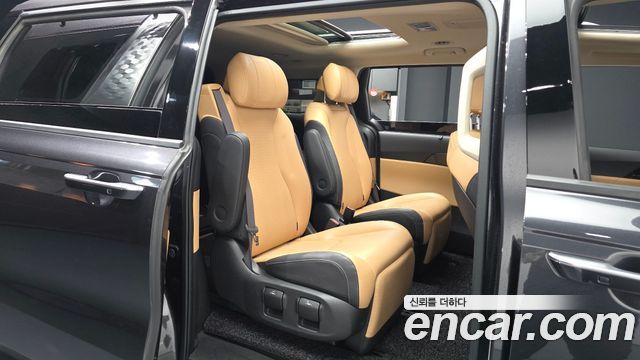 Kia Carnival (IV) Gasoline 7-Seater Signature 2023 — фото 12