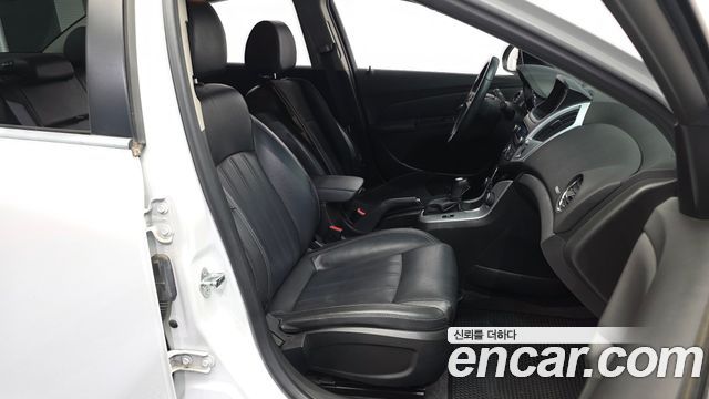 Chevrolet Cruze 1.4 Turbo LTZ+ Style Package 2014 — фото 11