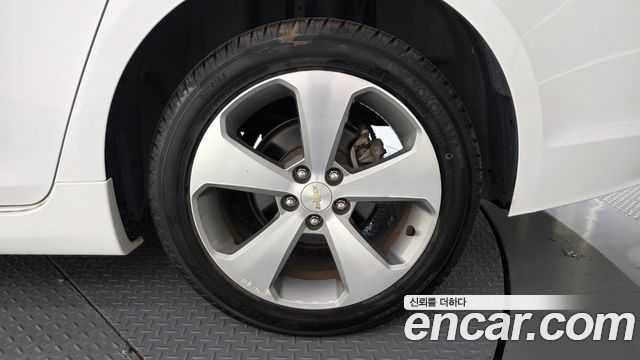 Chevrolet Cruze 1.4 Turbo LTZ+ Style Package 2014 — фото 21