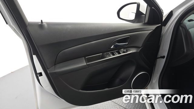 Chevrolet Cruze 1.4 Turbo LTZ+ Style Package 2014 — фото 24