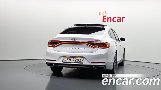 Hyundai Grandeur Hybrid (IG) Exclusive Special 2018 — фото 4