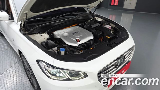 Hyundai Grandeur Hybrid (IG) Exclusive Special 2018 — фото 6