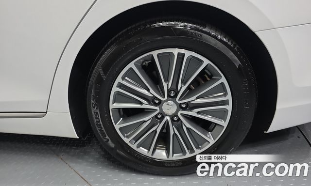 Hyundai Grandeur Hybrid (IG) Exclusive Special 2018 — фото 21