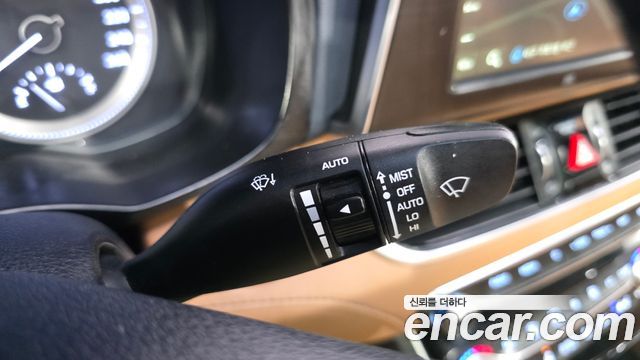 Hyundai Grandeur Hybrid (IG) Exclusive Special 2018 — фото 31