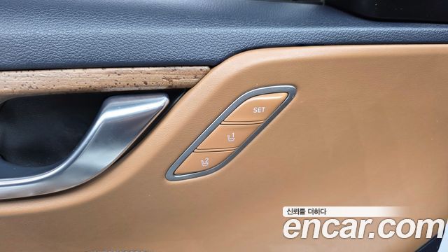 Hyundai Grandeur Hybrid (IG) Exclusive Special 2018 — фото 32