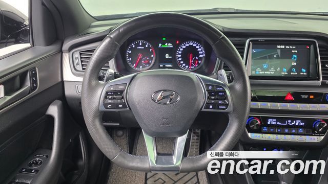 Hyundai Sonata New Rise 2.0 Turbo Exclusive 2018 — фото 17