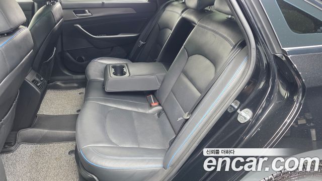 Hyundai Sonata New Rise 2.0 Turbo Exclusive 2018 — фото 32