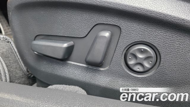Hyundai Sonata New Rise 2.0 Turbo Exclusive 2018 — фото 36