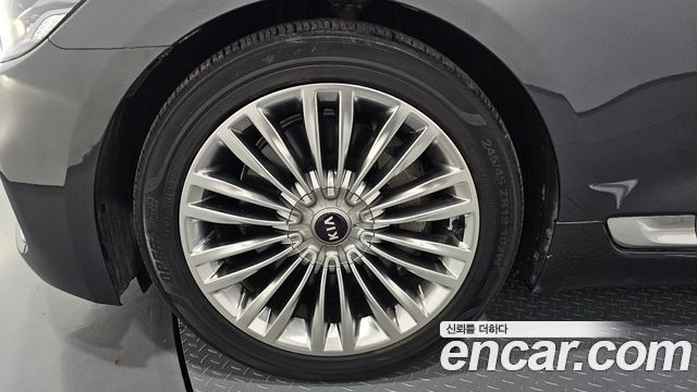 Kia K9 3.8 GDI AWD PlatinumⅡ 2019 — фото 5