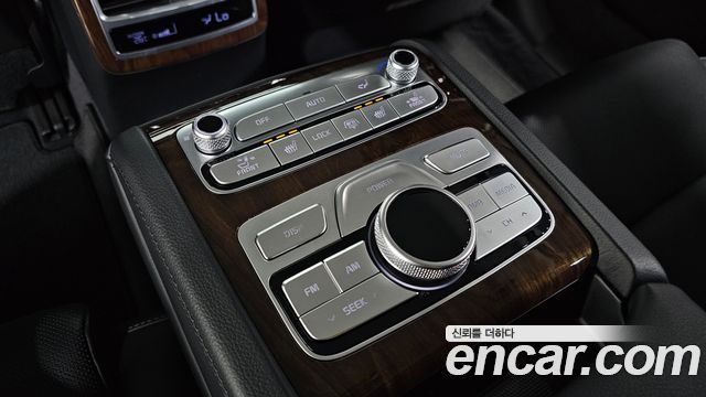 Kia K9 3.8 GDI AWD PlatinumⅡ 2019 — фото 19