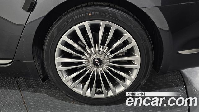 Kia K9 3.8 GDI AWD PlatinumⅡ 2019 — фото 21