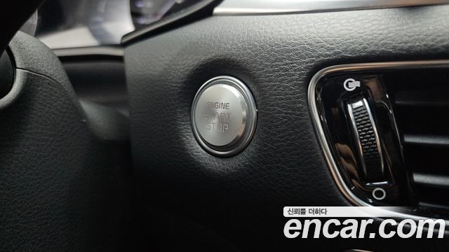 Kia K9 3.8 GDI AWD PlatinumⅡ 2019 — фото 28