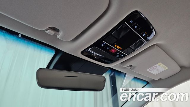 Hyundai Grandeur (GN7) 2,5 Gasoline 2WD Exclusive 2023 — фото 18