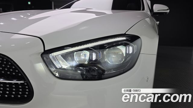 Mercedes-Benz E-Class (W213) E220d 4MATIC AMG Line 2021 — фото 22