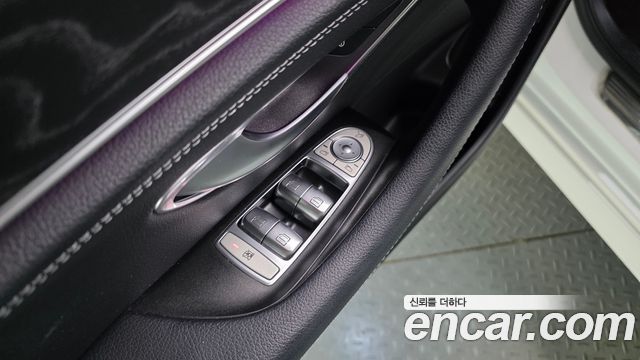 Mercedes-Benz E-Class (W213) E220d 4MATIC AMG Line 2021 — фото 29